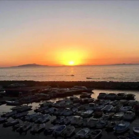 Relais Del Mare Con Terrazza Fronte Mare Free Parking * Massa Lubrense